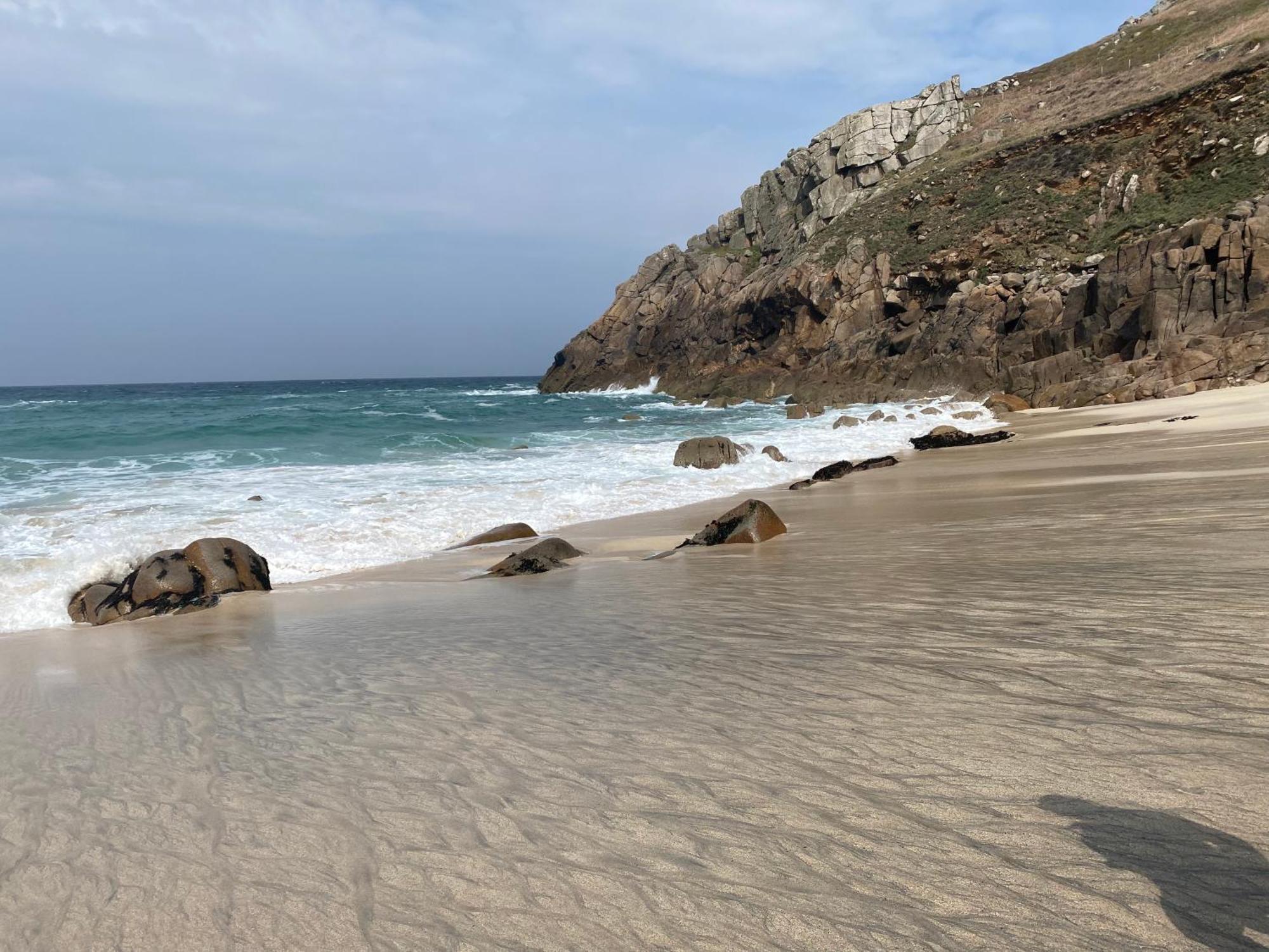 Robins Nest, Near Sennen Cove, 14 Beaches, Minack Holiday home Penzance